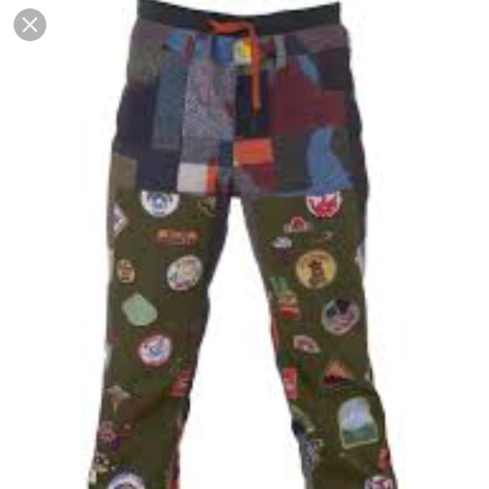 NEVER WORN BURTON SNOWBOARD PANTS SIZE SMALL
